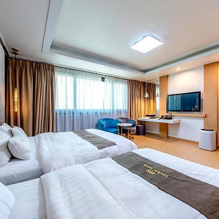 Hs Tourist Hotel Yeosu Εξωτερικό φωτογραφία