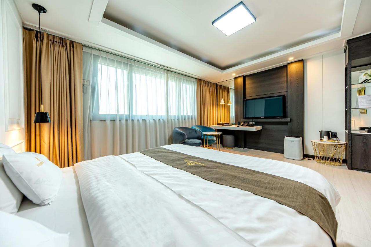 Hs Tourist Hotel Yeosu Εξωτερικό φωτογραφία